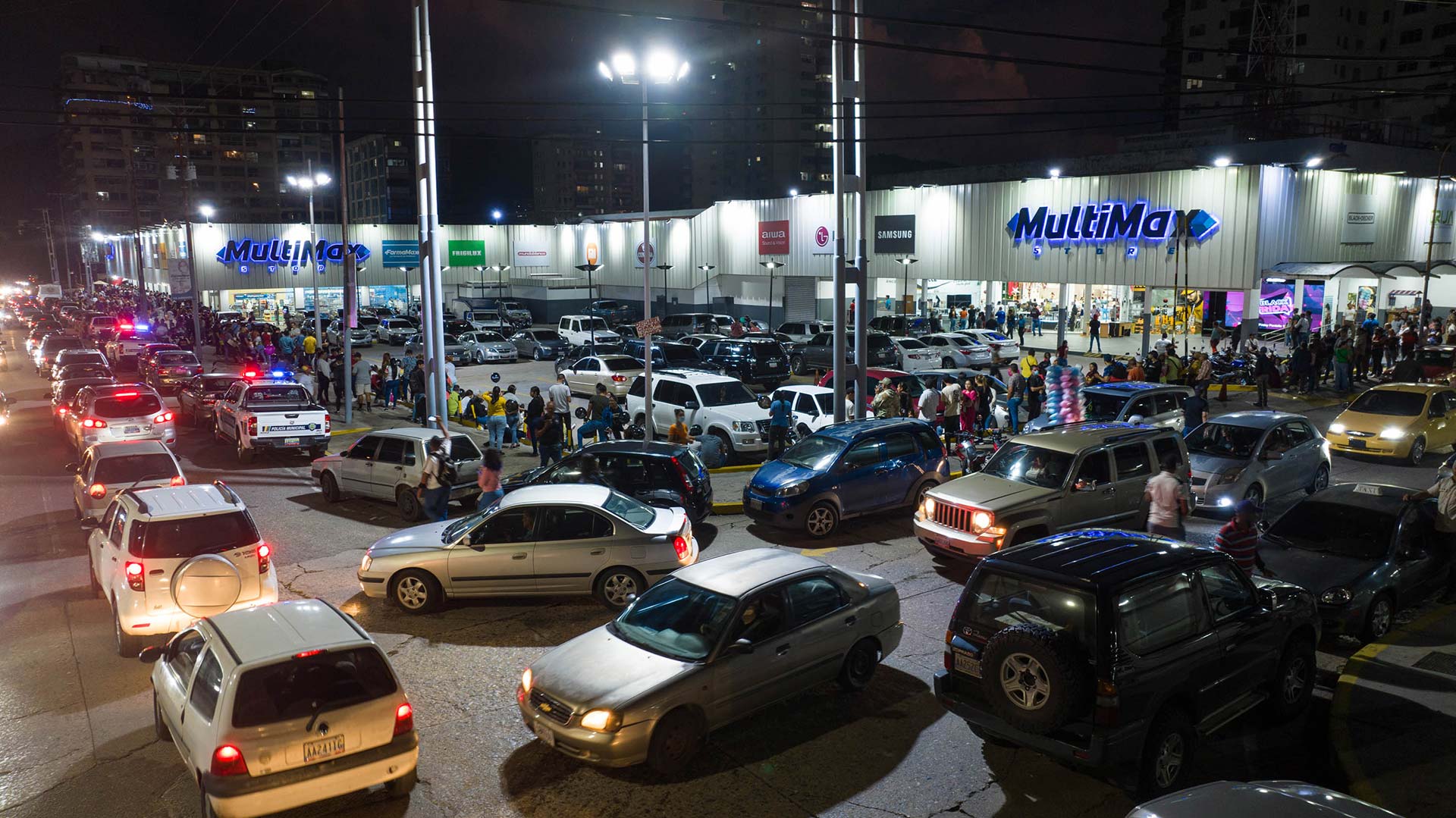 MultiMax desbordó a Venezuela con su esperado Black Friday