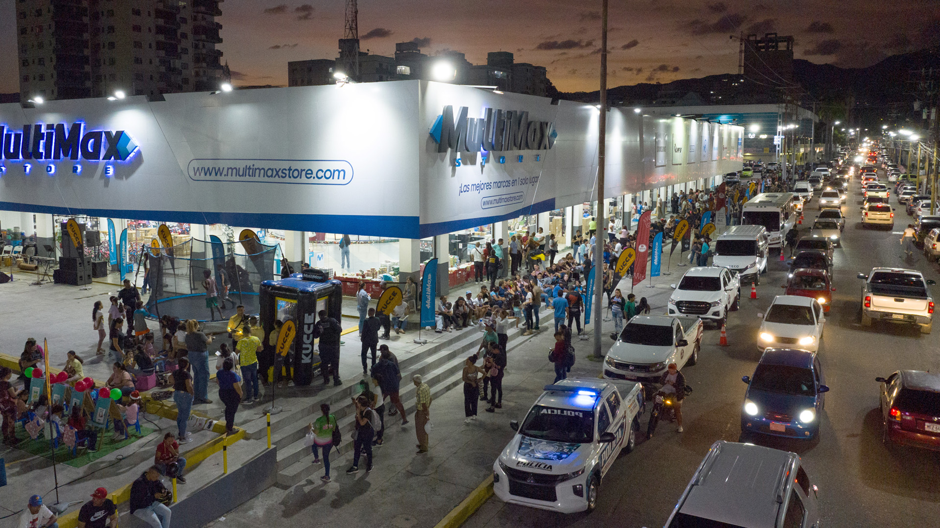 ¡Multimax hizo historia en Venezuela con el Black Friday 2024! la venta nocturna más esperada del año